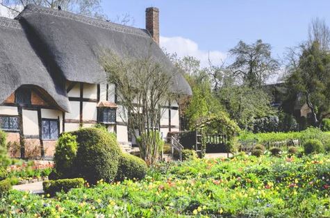 Cottagecore English Cottage