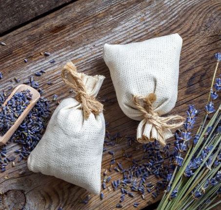Cottagecore Crafts For Fall: herbal sachets