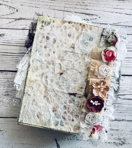 Cottagecore Crafts For Fall: junk journal