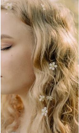 Tiny Flower Hairstyle